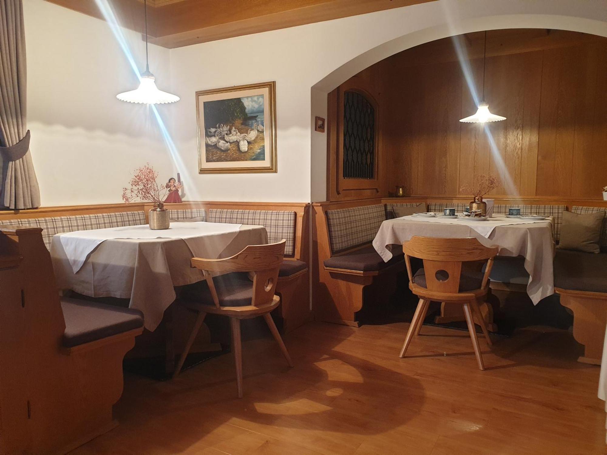 ガルニ レ シャレー Santa Cristina Val Gardena エクステリア 写真