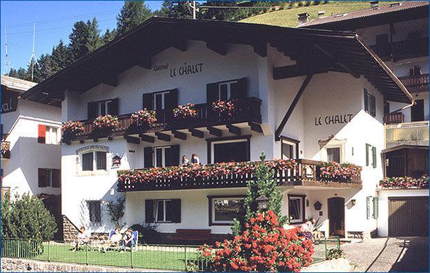 ガルニ レ シャレー Santa Cristina Val Gardena エクステリア 写真